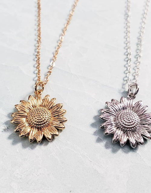 Load image into Gallery viewer, Sunflower Necklace by Salt and Sparkle
