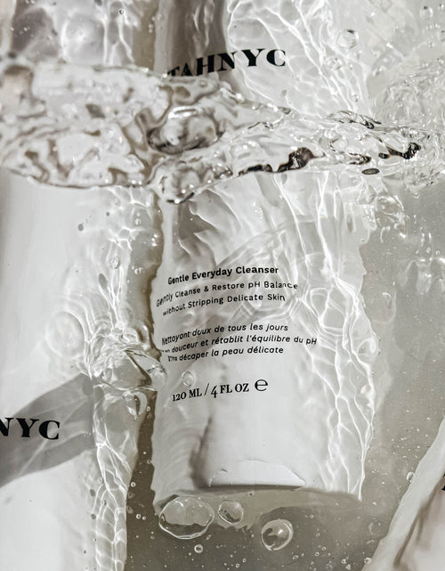 Load image into Gallery viewer, Gentle Everyday Cleanser by TAHNYC
