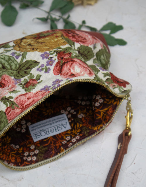 Load image into Gallery viewer, The Fall Bouquet Wristlet Purse by Ash &amp; Rose
