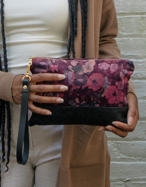 Load image into Gallery viewer, The Verbena Wristlet by Ash &amp; Rose
