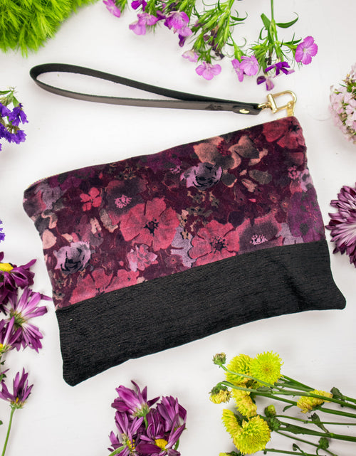 Load image into Gallery viewer, The Verbena Wristlet by Ash &amp; Rose
