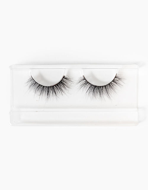 Load image into Gallery viewer, Tokyo Lashes by Kawaii Girl Cosmetics
