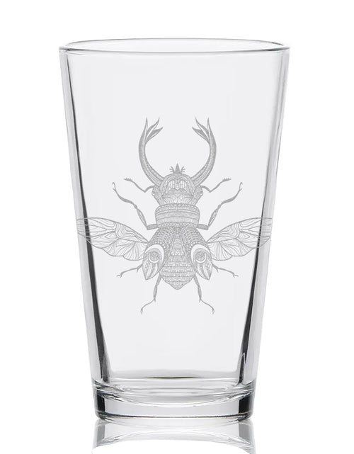 Load image into Gallery viewer, MYSTIC ANIMAL Pint Glasses by LumEngrave

