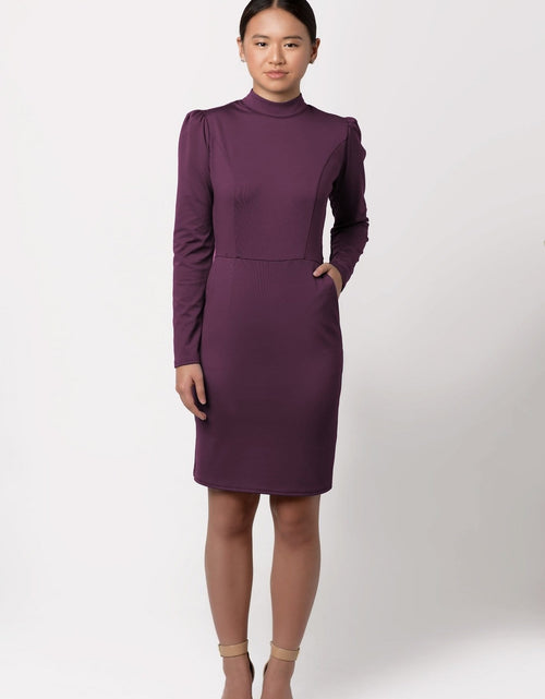 Load image into Gallery viewer, Turtleneck Tulip by SUGOPETITE
