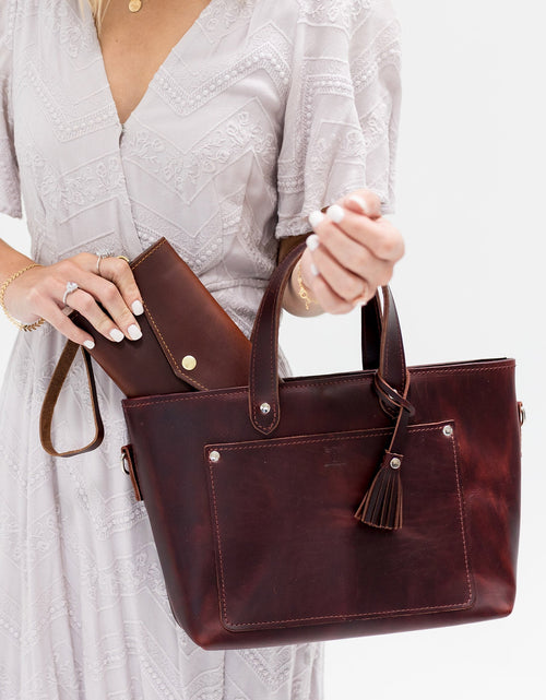 Load image into Gallery viewer, Lifetime Clutch Wallet by Lifetime Leather Co

