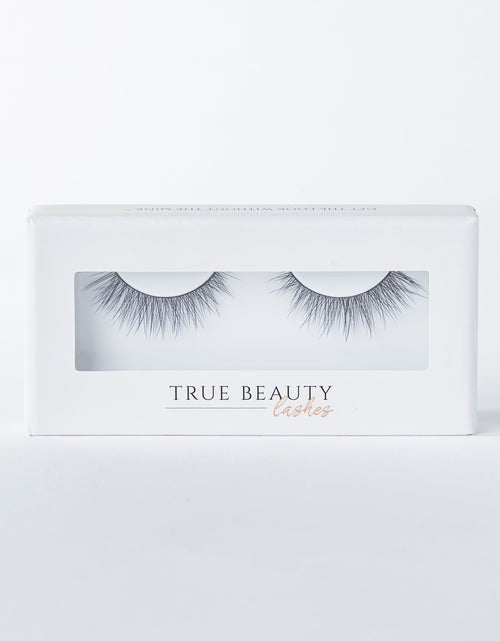 Load image into Gallery viewer, Perfect Vision Lash Style by True Beauty Lashes
