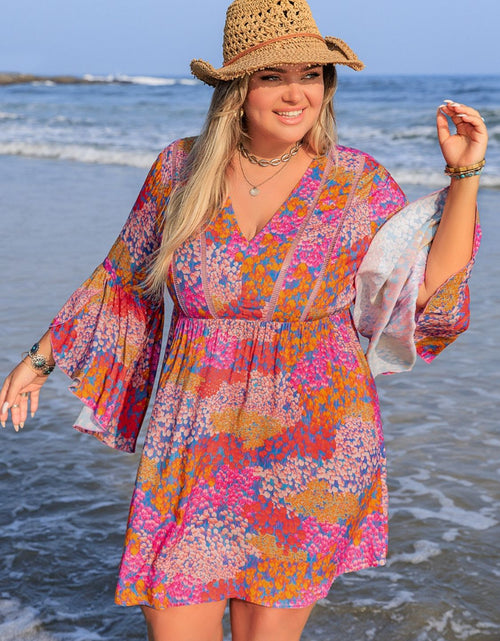 Load image into Gallery viewer, Plus Size Ruched Printed Long Sleeve Dress

