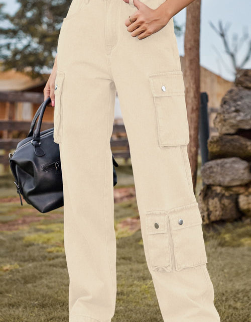 Load image into Gallery viewer, Loose Fit Long Jeans with Pockets
