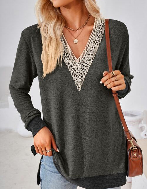 Load image into Gallery viewer, Crochet Contrast V-Neck Long Sleeve Slit T-Shirt
