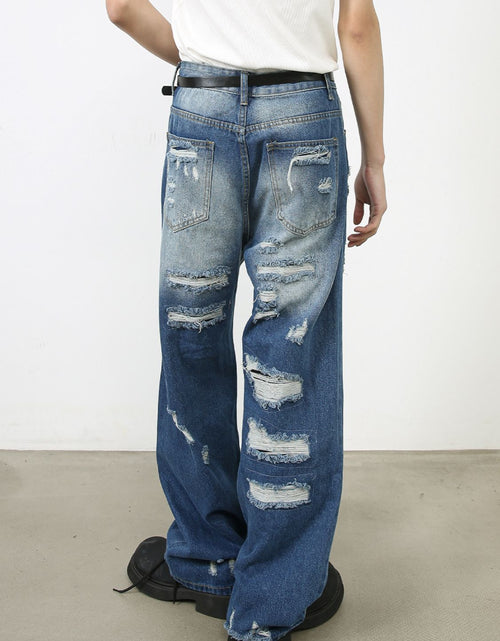 Load image into Gallery viewer, Men's Distressed Jeans with Pockets
