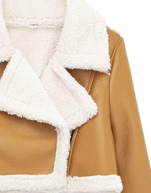 Load image into Gallery viewer, Collared Neck Long Sleeve Plush Cropped Jacket
