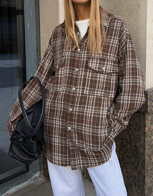 Load image into Gallery viewer, Pocketed Plaid Button Up Shacket
