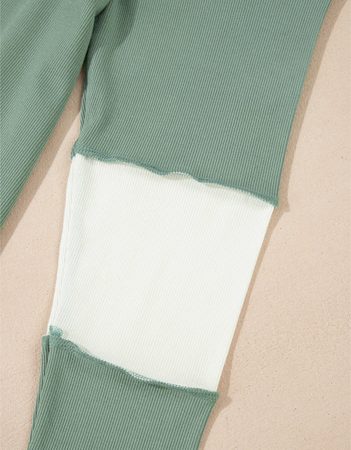 Load image into Gallery viewer, Color Block Round Neck Raglan Sleeve Top

