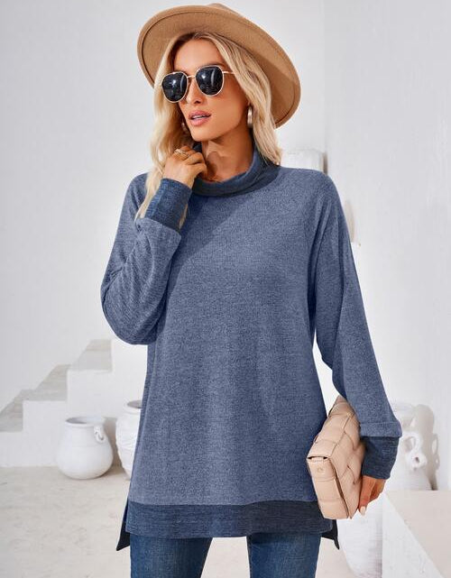 Load image into Gallery viewer, Contrast Mock Neck Long Sleeve T-Shirt

