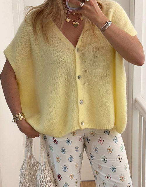 Load image into Gallery viewer, V-Neck Button Up Short Sleeve Cardigan
