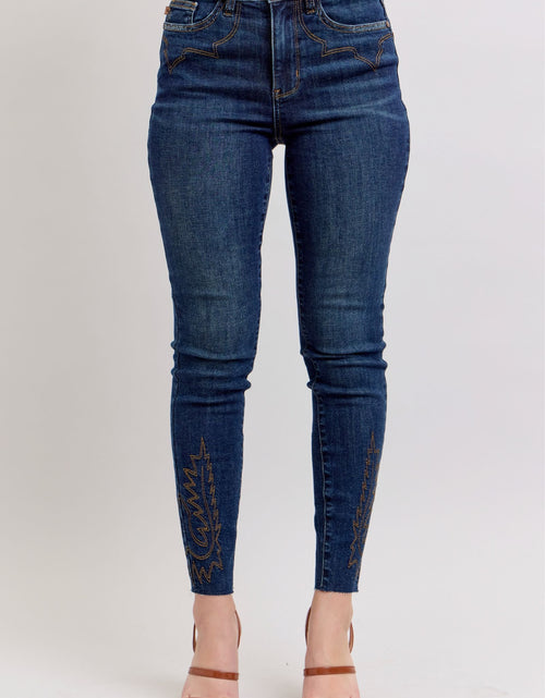 Load image into Gallery viewer, Judy Blue Full Size Embroidered High Rise Skinny Jeans Plus Size
