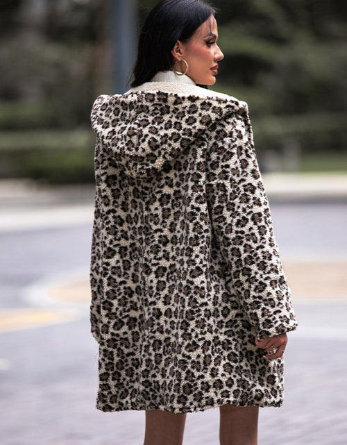 Load image into Gallery viewer, Shiny Leopard Print Hooded Teddy Coat

