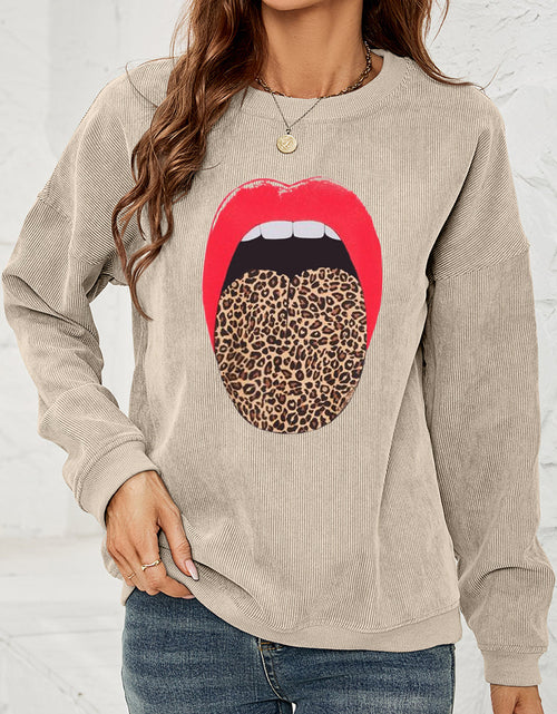 Load image into Gallery viewer, Round Neck Dropped Shoulder MAMA Graphic Sweatshirt

