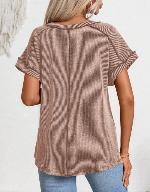 Load image into Gallery viewer, Exposed Seam V-Neck Short Sleeve Top
