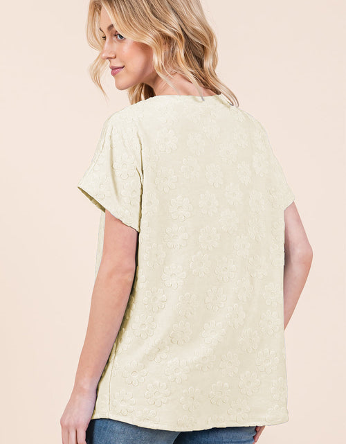 Load image into Gallery viewer, BOMBOM Textured Floral Pattern Short Sleeve T-Shirt
