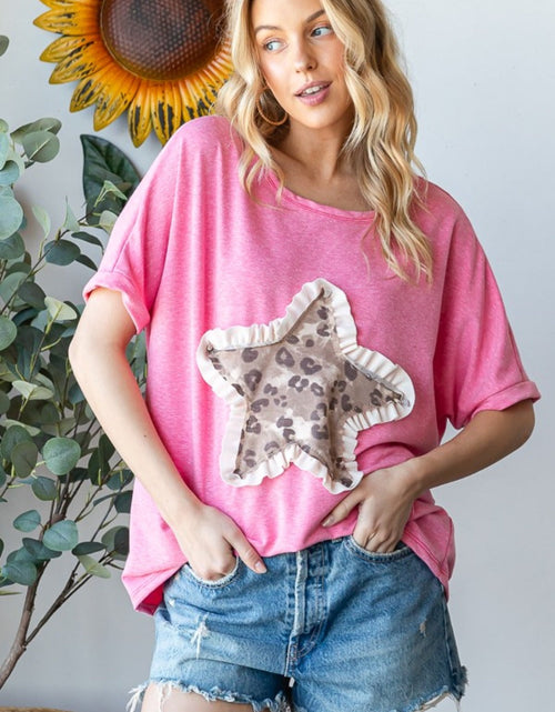 Load image into Gallery viewer, HOPELY Leopard Star Patch Short Sleeve T-Shirt
