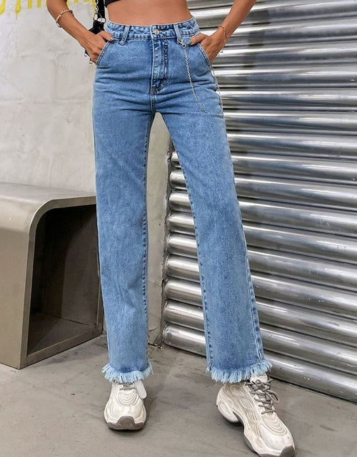 Load image into Gallery viewer, Raw Hem Jeans with Pockets
