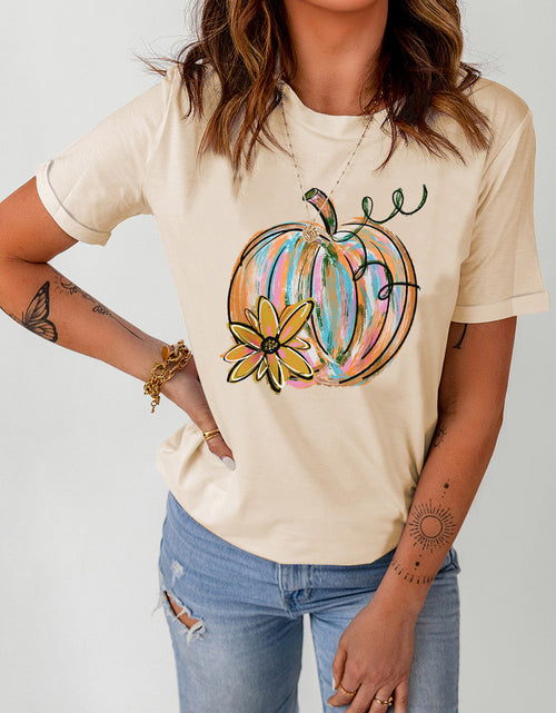 Load image into Gallery viewer, Pumpkin Graphic Round Neck T-Shirt
