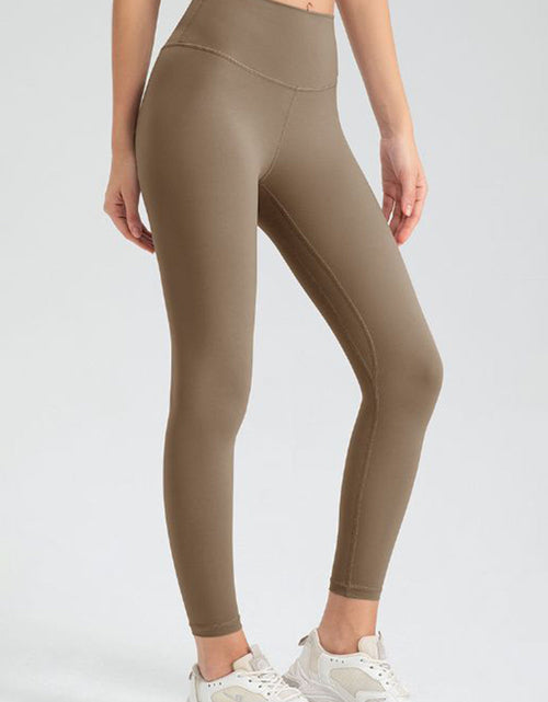 Load image into Gallery viewer, Wide Waistband Slim Fit Active Leggings
