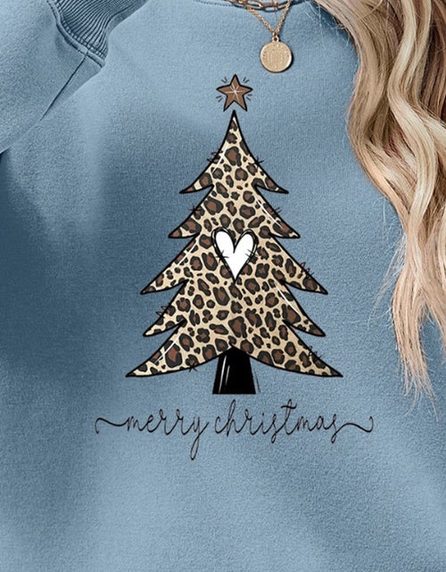 Load image into Gallery viewer, Christmas Tree Graphic Long Sleeve Sweatshirt

