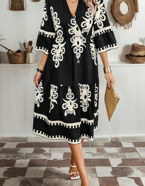 Load image into Gallery viewer, Printed Half Sleeve Knee Length Dress
