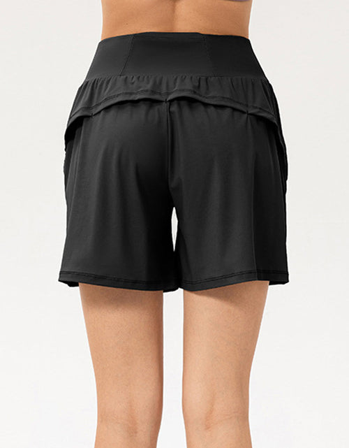 Load image into Gallery viewer, Pocketed Elastic Waist Active Shorts
