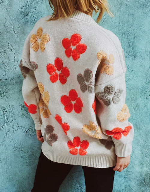 Load image into Gallery viewer, Floral V-Neck Button Up Cardigan with Pockets
