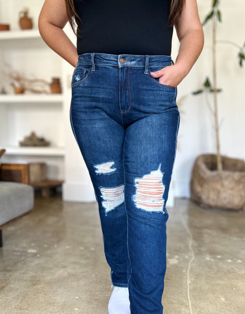 Load image into Gallery viewer, Judy Blue Full Size High Waist Rigid Magic Heavy Destroy Straight Jeans
