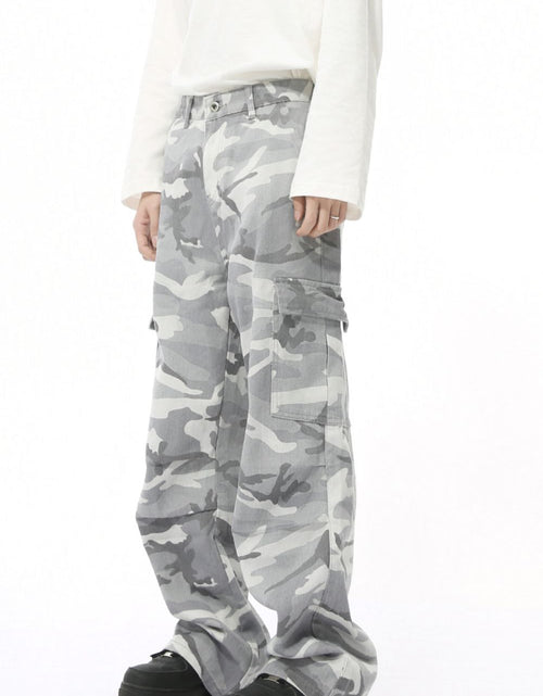 Load image into Gallery viewer, Camouflage Cargo Jeans with Pockets

