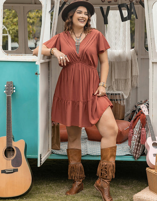 Load image into Gallery viewer, Plus Size Ruffle Hem V-Neck Short Sleeve Dress
