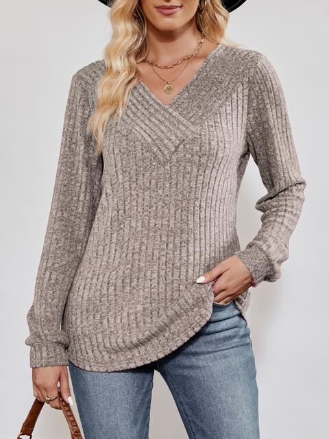 Load image into Gallery viewer, V-Neck Ribbed Long Sleeve Top
