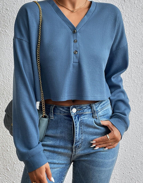 Load image into Gallery viewer, Ivy Lane Cropped V-Neck Raglan Sleeve Buttoned Blouse
