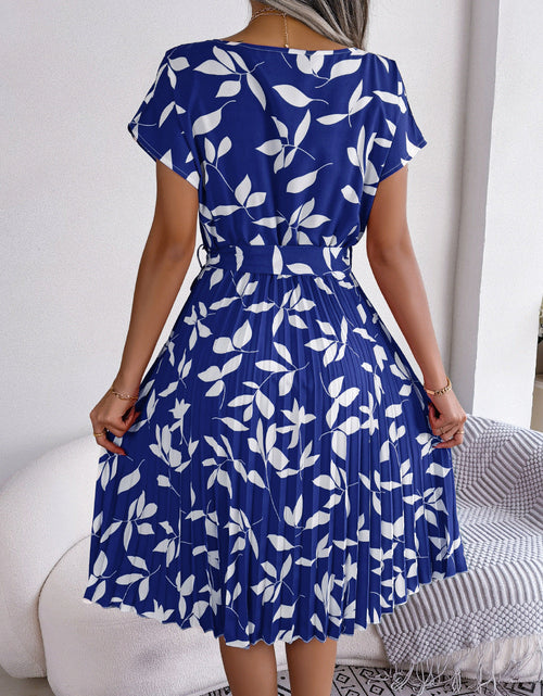 Load image into Gallery viewer, Printed Round Neck Short Sleeve Pleated Dress
