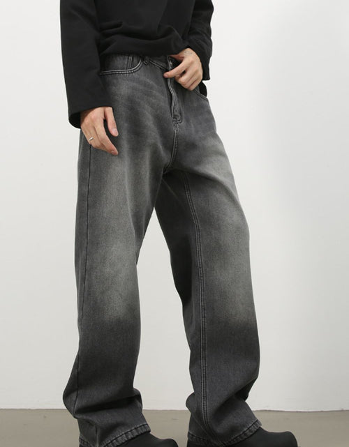 Load image into Gallery viewer, Men's Loose Fit Jeans with Pockets
