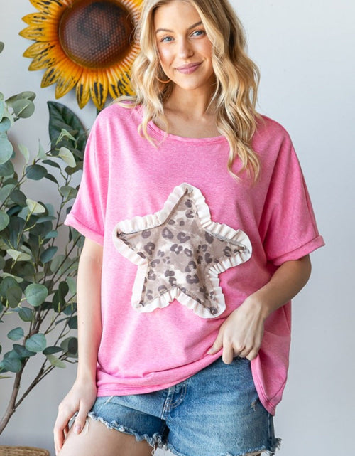 Load image into Gallery viewer, HOPELY Leopard Star Patch Short Sleeve T-Shirt
