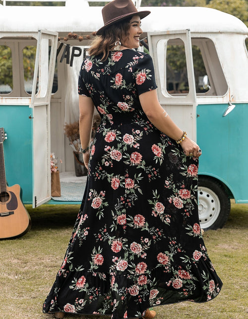 Load image into Gallery viewer, Plus Size Button Detail Printed V-Neck Short Sleeve Maxi Dress

