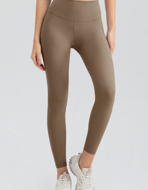 Load image into Gallery viewer, Wide Waistband Slim Fit Active Leggings

