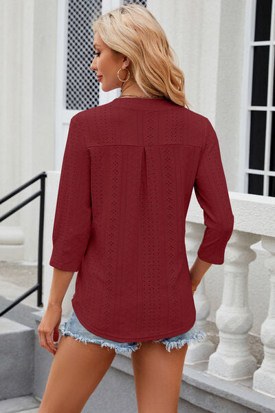 Load image into Gallery viewer, Eyelet Notched Knit Jacquard Top
