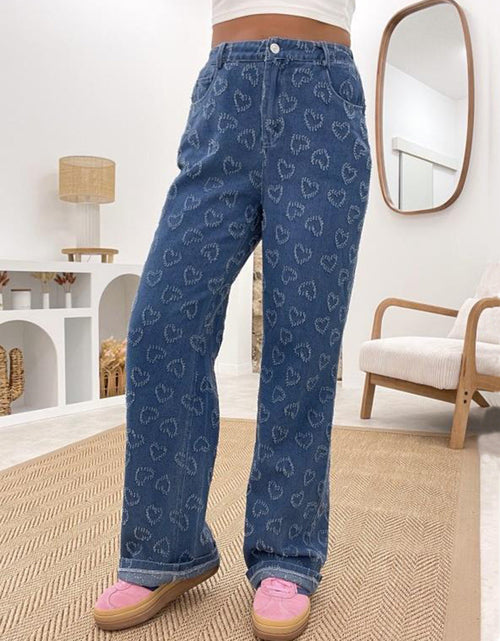 Load image into Gallery viewer, Heart Washed straight Leg Jeans
