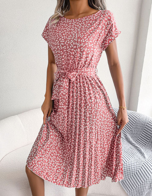 Load image into Gallery viewer, Ditsy Floral Pleated Belted Dress
