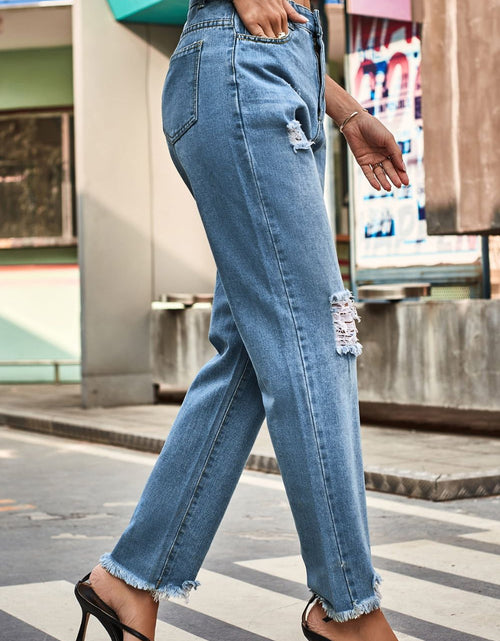 Load image into Gallery viewer, Distressed Buttoned Loose Fit Jeans
