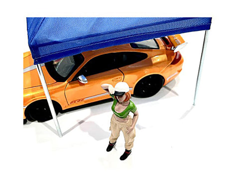 Load image into Gallery viewer, "Hip Hop Girls" Figure 1 for 1/18 Scale Models by American Diorama
