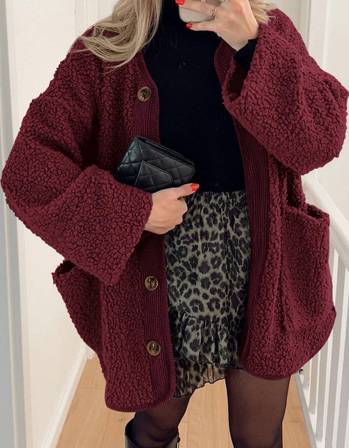 Load image into Gallery viewer, Contrast Button Up Sherpa Jacket with Pockets
