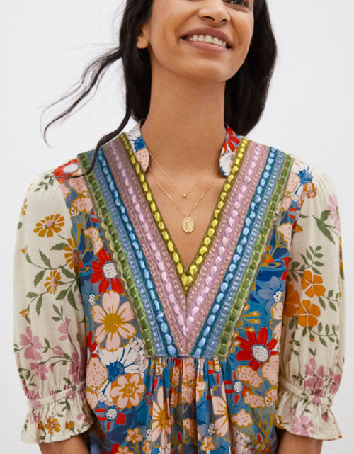 Load image into Gallery viewer, Multicolour V Neck Half Sleeve Boho Floral Blouse

