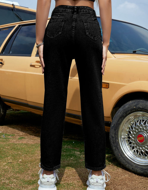 Load image into Gallery viewer, Straight Leg Jeans with Pockets
